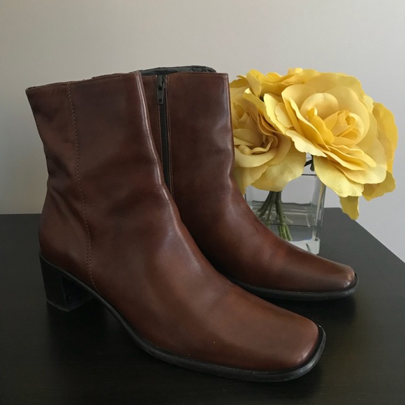 Coach Moto Boot - Picture 2 of 8